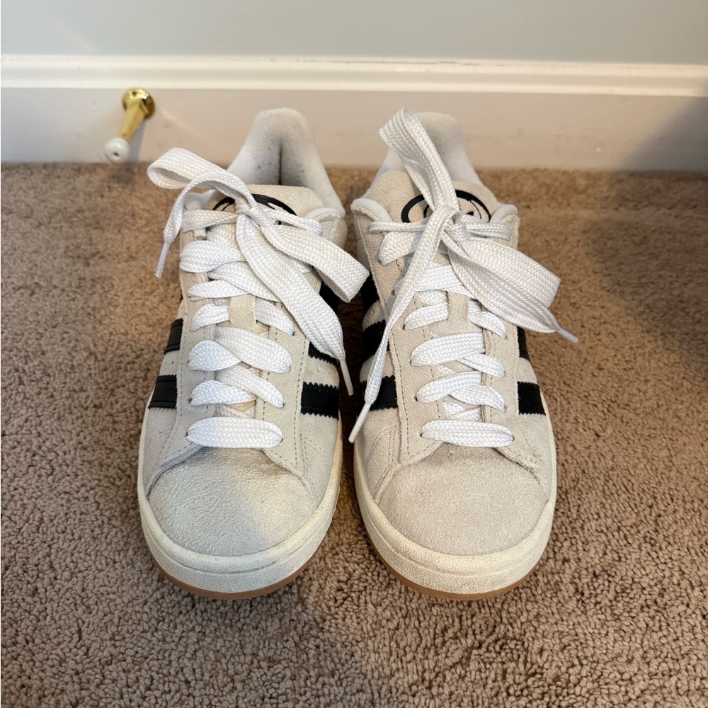 ADIDAS Campus Sneakers Size 7
